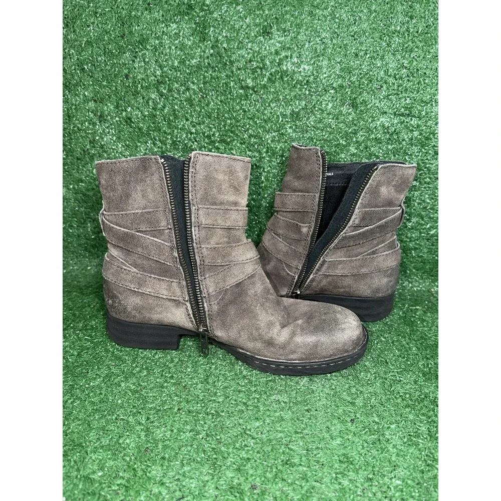 Born Kenya Ankle‎ Boots Booties Shoes Womens Size 8 Gray Distressed Suede Zip Up